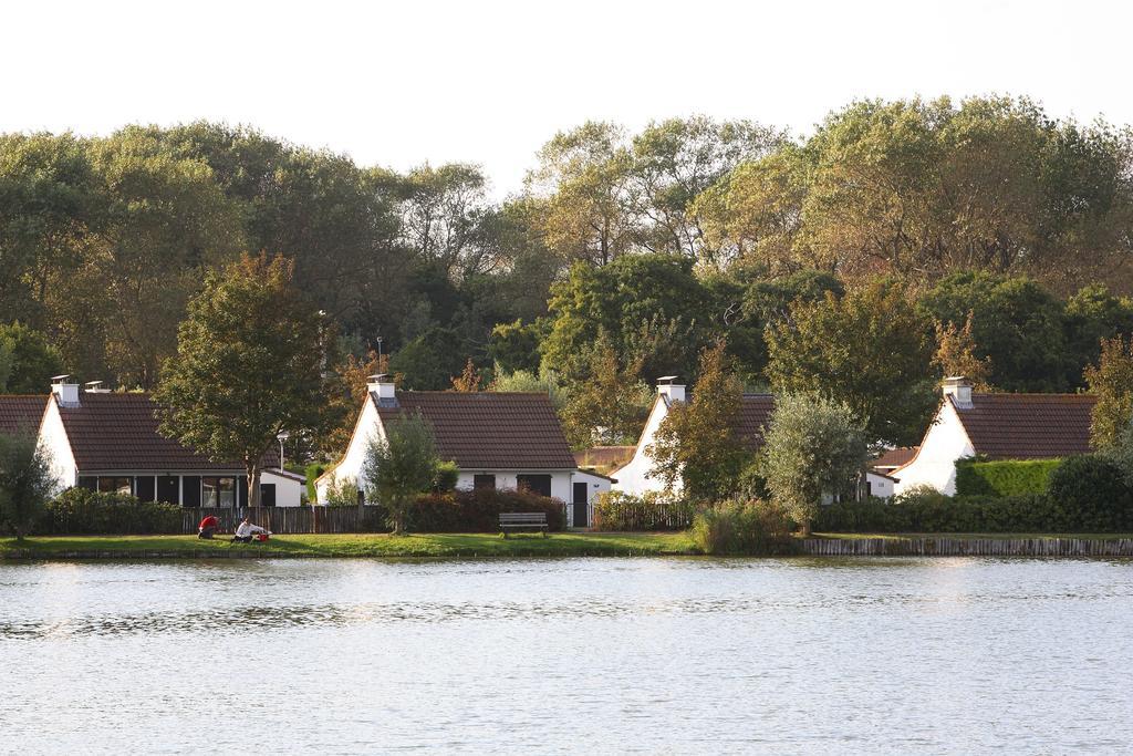 Sunparks Oostduinkerke - Plopsaland Hotel ภายนอก รูปภาพ